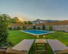 Kaş Bezirgan'da Huzurlu Konumda, Özel Havuzlu, Kiralık Villa - 2