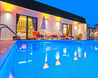 Kaş Üzümlü'de Doğa İçerisinde, Özel Havuzlu, Kiralık Villa - 1