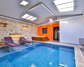 Kaş İslamlar'da Doğa ile İç İçe, Isıtmalı Özel Havuzlu, Kiralık Villa - 2