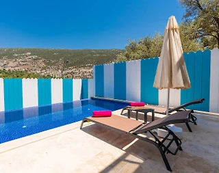 Kaş İslamlar’da Doğayla İç İçe, Jakuzili, Özel Havuzlu, Şık Villa - 4