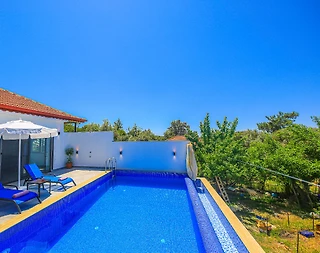 Kalkan Üzümlü'de Mükemmel Doğa Manzaralı, Özel Havuzlu, Kiralık Villa - 2