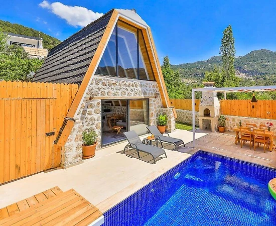 Kaş İslamlar'da Taş Ve Ahşap Yapılı, Özel Havuzlu, Balayı Villası - 1