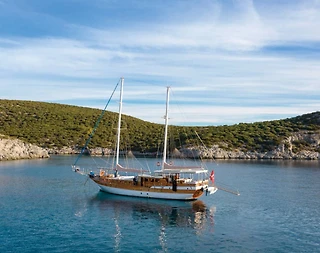 Bodrum'da Gözlerden Uzak, Konforlu, Kiralık Gulet - 2