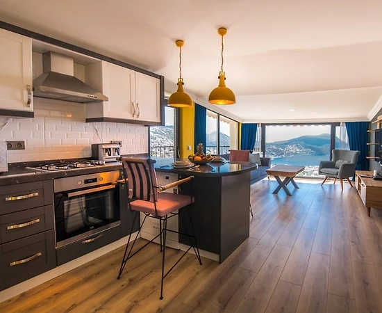 Kaş Kalkan'da Deniz Manzaralı, Jakuzili, Lüks Daire - 1