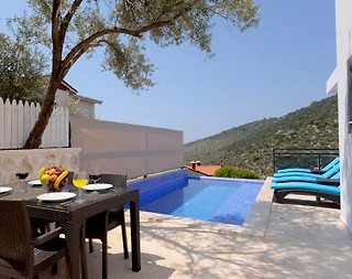 Kaş Kalkan'da Doğa ve Deniz Manzaralı, Özel Havuzlu, Merkezi Villa - 4