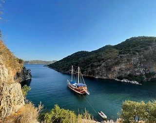 Kaş'ta Huzurlu Sularda, Geniş Ailelere Uygun, 12 Kişilik Gulet - 3