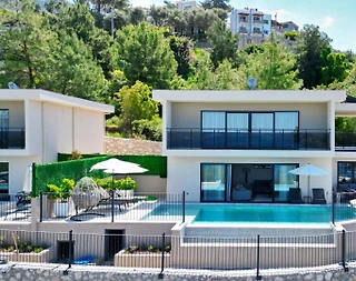 Fethiye Faralya'da Deniz Manzaralı, Özel Havuzlu, Lüks Villa - 4