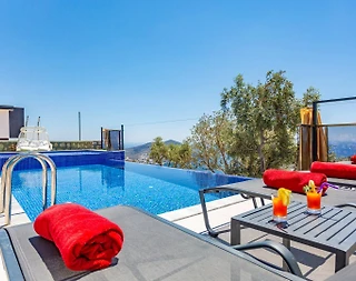 Kaş Akbel'de Deniz Manzaralı, Özel Havuzlu ve Jakuzili, Bahçeli Villa - 4