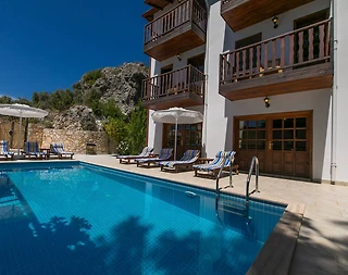 Kaş İslamlar'da Otantik Atmosferli, Ahşap Mimarili, Lüks  Villa - 5