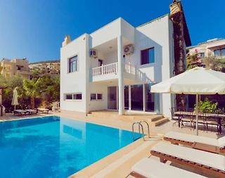 Kaş Kalkan'da Deniz Manzaralı, Özel Havuzlu, Merkezi Villa - 1