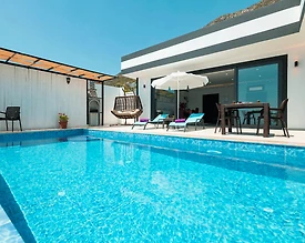 Kaş Kördere'de Muhteşem Deniz Manzaralı, Özel Havuzlu, Kiralık Villa - 3