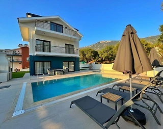 Fethiye Ölüdeniz'de Doğa İçerisinde, Özel Havuzlu, Jakuzili Villa - 5