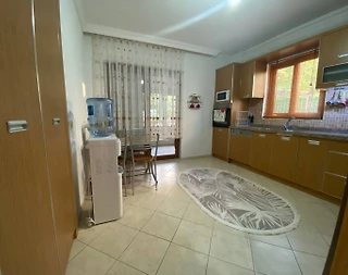 Antalya Kaş'ta Merkezi Konumda, Bahçeli, Konforlu Suit - 5