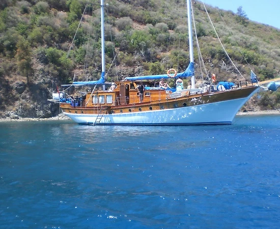 Bodrum'da Harika Doğa Eşliğinde, 6 Kabinli, Ferah Kiralık Gulet - 1