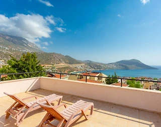 Kaş Kalkan'da Enfes Doğa Manzaralı, Özel Havuzlu, 6 Kişilik Villa - 1