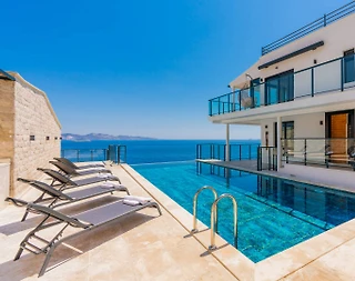 Kaş Gökçeören'de Büyüleyici Deniz Manzaralı, Özel Havuzlu, Lüks Villa - 5