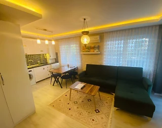 Antalya Konyaaltı'nda Plaja 150 Metre Mesafede, Bahçeli, Dubleks Suit - 3