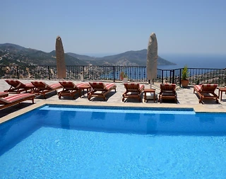 Kalkan'da Muhteşem Manzaralı, Özel Havuzlu, 12 Kişilik Konforlu Villa - 4