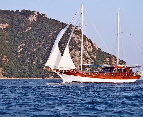 Bozburun'da Huzuru ve Sakinliği Bir Arada Sunan, 12 Kişilik Gulet - 1