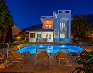 Fethiye Ovacık'ta Panoramik Orman Manzaralı, Özel Havuzlu, Lüks Villa - 1
