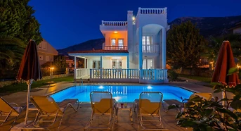 Fethiye Ovacık'ta Panoramik Orman Manzaralı, Özel Havuzlu, Lüks Villa