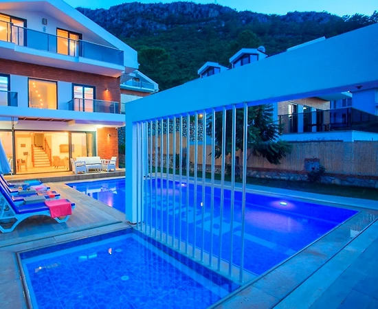 Fethiye Ölüdeniz'de Vadi Manzaralı, Özel Havuzlu, Modern Kiralık Villa - 1