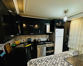 Bursa Nilüfer'de Merkezi Konumda, Konforlu Tasarıma Sahip Kiralık Ev - 3