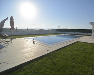 Çeşme'de Görkemli Deniz ve Doğa Manzaralı, Özel Havuzlu, Kiralık Villa - 5