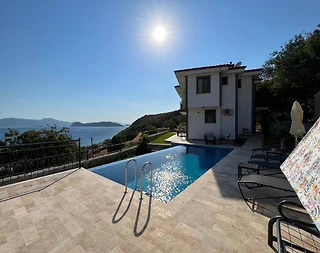 Marmaris Söğüt'te Enfes Manzaralı, Özel Havuzlu, Kiralık Villa - 1