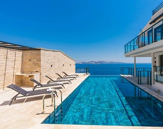 Kaş Gökçeören'de Büyüleyici Deniz Manzaralı, Özel Havuzlu, Lüks Villa - 2
