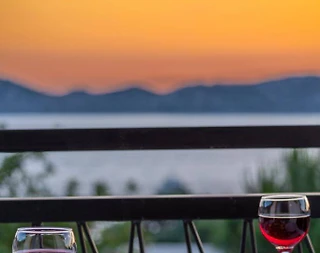 Muğla Marmaris'te Enfes Deniz Manzaralı, Özel Havuzlu, Kiralık Villa - 3