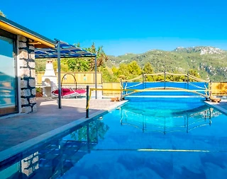 Kaş İslamlar'da Özenle Dekore Edilmiş, Özel Havuzlu, Bahçeli Villa - 5