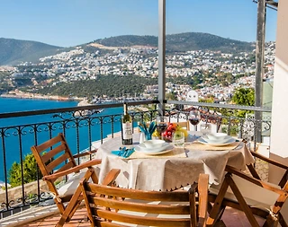 Kaş Kalkan'da Denize Yürüme Mesafesinde, Ortak Havuzlu, Kiralık Suit - 2