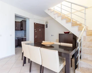 Didim Akbük'te Denize Sıfır, Tesis İçerisinde, Kiralık Dubleks Ev - 5