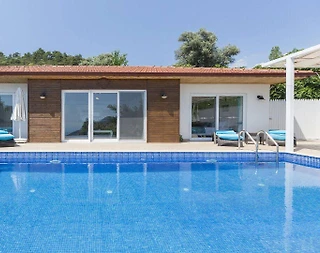 Kaş İslamlar'da Yemyeşil Doğada, Özel Havuzlu, Kiralık Villa - 2