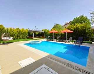 Fethiye Ölüdeniz'de Ferah Bahçeli, Özel Havuzlu, 4+1 Kiralık Villa - 2