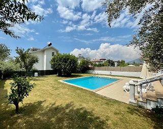 Fethiye Ölüdeniz'de Denize Yakın, Özel Havuzlu, Bahçeli Villa - 4