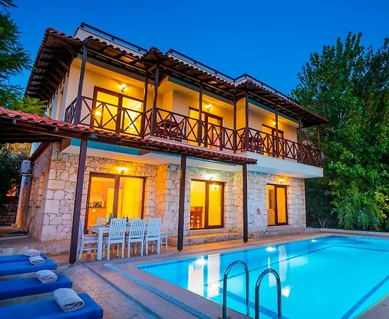 Kalkan'da Muhteşem Taş Mimarisine Sahip, Özel Havuzlu, Kiralık Villa - 1
