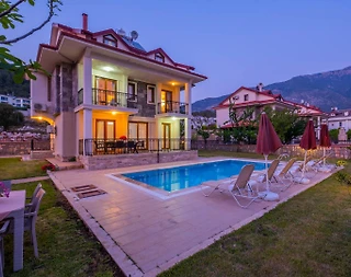 Fethiye Ölüdeniz'de Muhteşem Doğa Manzaralı, Özel Havuzlu, Lüks Villa - 1