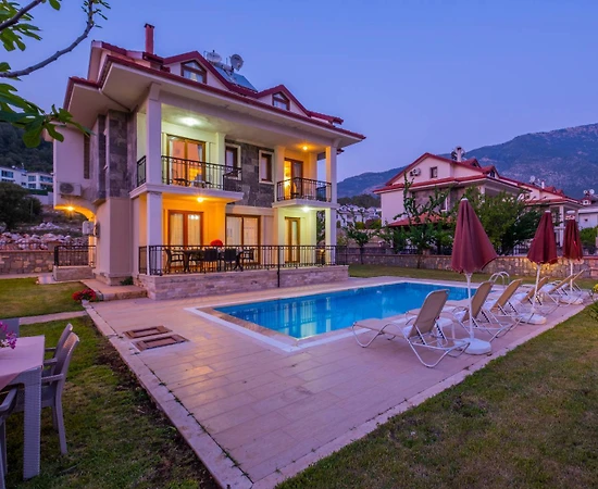 Fethiye Ölüdeniz'de Muhteşem Doğa Manzaralı, Özel Havuzlu, Lüks Villa - 1