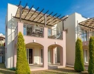 Didim Akbük'te Site İçerisinde, Deniz ve Havuz Manzaralı, 3+1 Villa - 4