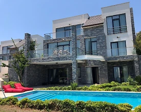 Bodrum Yalıkavak'ta Plaja Yakın Konumda, Özel Havuzlu, Kiralık Villa - 2