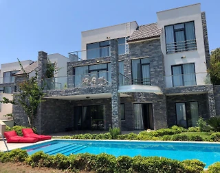 Bodrum Yalıkavak'ta Plaja Yakın Konumda, Özel Havuzlu, Kiralık Villa - 2