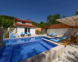 Kaş İslamlar'da Yemyeşil Doğada, Özel Havuzlu, Jakuzili Villa - 1