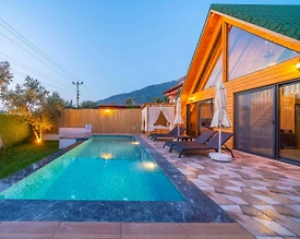 Fethiye Ölüdeniz'de Nezih Konumda, Özel Havuzlu, Lüks Bungalov - 3