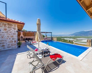 Kaş Yeşilköy'de Taş Mimarili, 4 Kişilik, Jakuzili, Kiralık Villa - 2