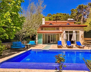 Kaş Sarıbelen'de Isıtmalı Kapalı Havuzlu, Jakuzili, Lüks Villa - 1