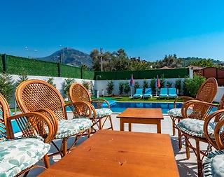 Fethiye Ölüdeniz'de Sessiz ve Sakin Konumda, Özel Havuzlu, Kiralık Villa - 4