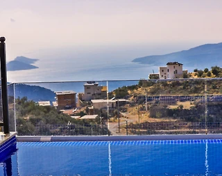 Kaş Bezirgan'da Deniz Manzaralı, Özel Havuzlu, Jakuzili, Kiralık Villa - 3