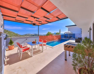 Kaş İslamlar'da Doğa Manzaralı, Özel Havuzlu, Jakuzili Villası - 2